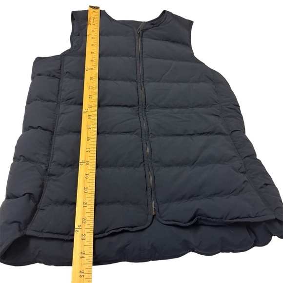 Lululemon USAG Goose Down Puffer Vest Full Zip Navy Blue Women’s Size 6 - Picture 14 of 14